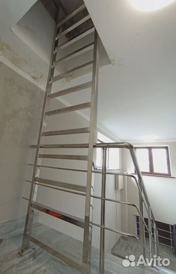 Лестница на металлокаркасе, Винтовые лестницы