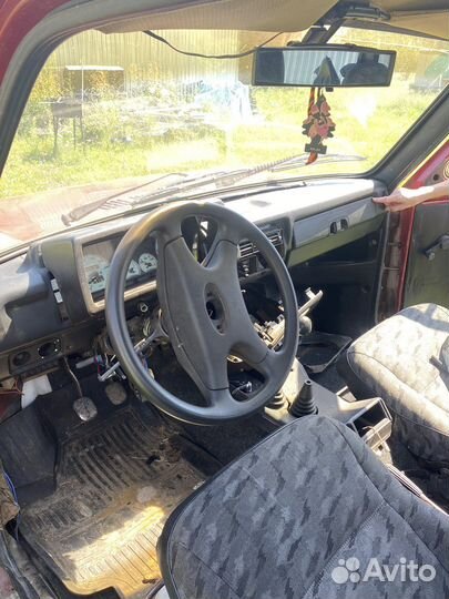 LADA 4x4 (Нива) 1.7 МТ, 1997, битый, 150 000 км