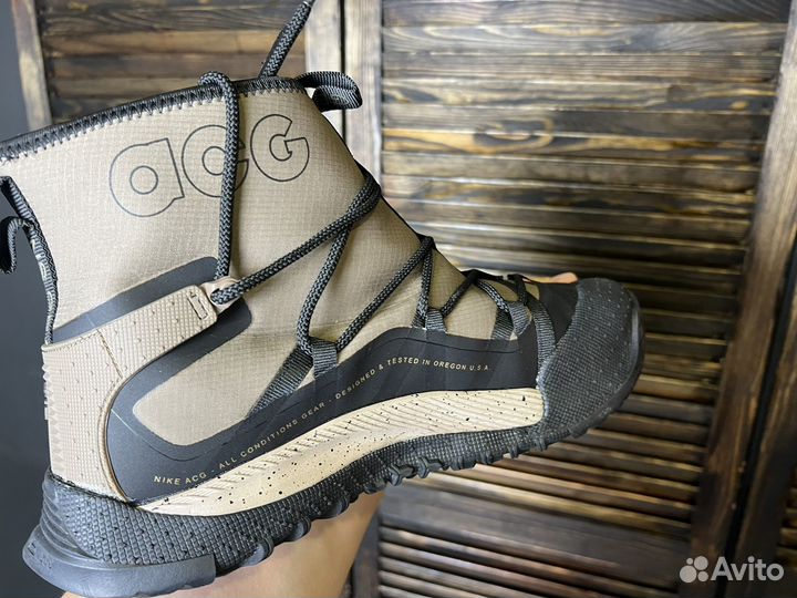 Кроссовки Nike ACG зимние на шерсти