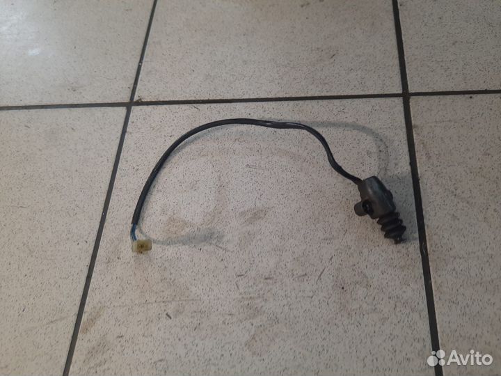 Лягушка стоп сигнала Yamaha XT600Z Tenere 1988