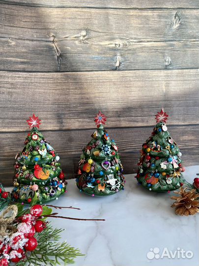 Елочка-неваляшка деревянная с игрушками