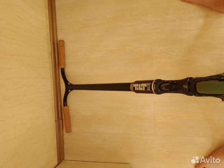 Трюковой самокат кастом в парк