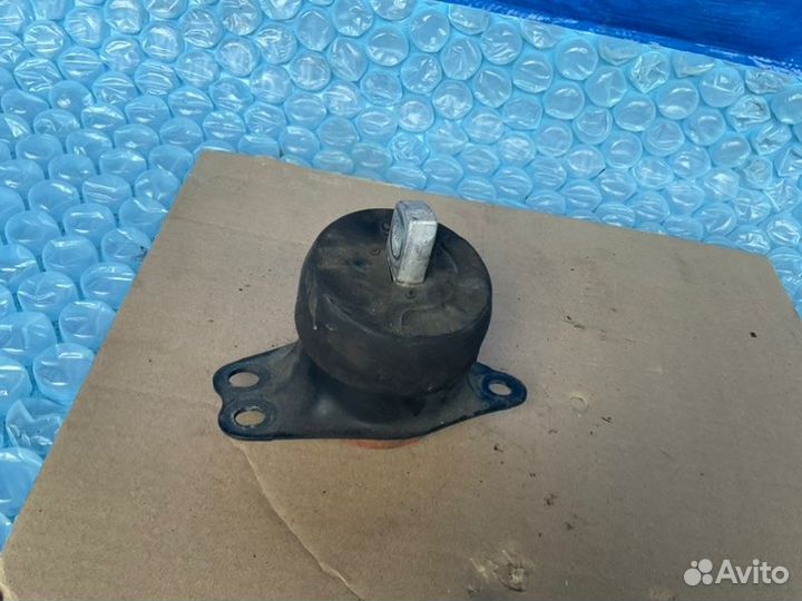 Подушка двигателя правая Honda Accord CT2 3.5L