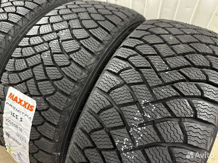 Maxxis Premitra Ice 5 SUV / SP5 195/65 R15