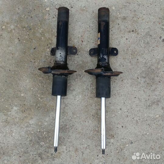 Передние и задние амортизаторы Форд Транзит 2013