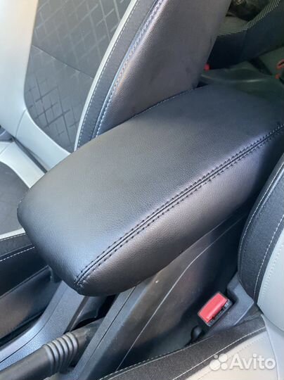 Чехол На подлокотник LADA vesta
