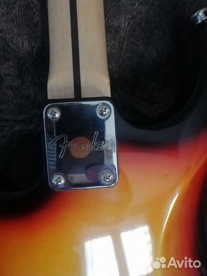 Фендер стратокастер
