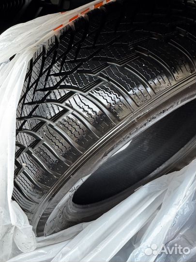 Petlas Snow Master W601 205/55 R16