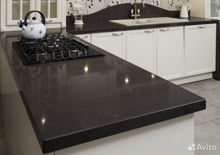 Столешницы из акрилла. под заказ