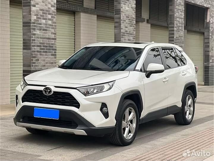 Toyota RAV4 2.0 CVT, 2021, 30 000 км