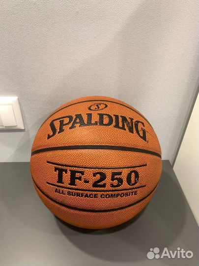 Spalding TF 250