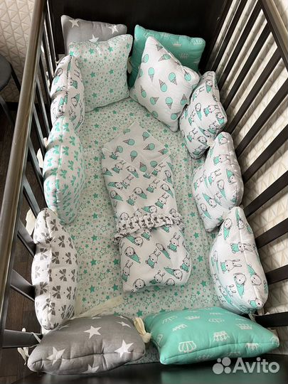 Бортики в детскую кроватку