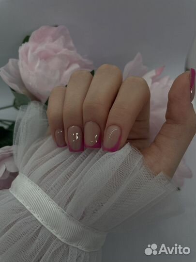 Маникюр, наращивание, педикюр