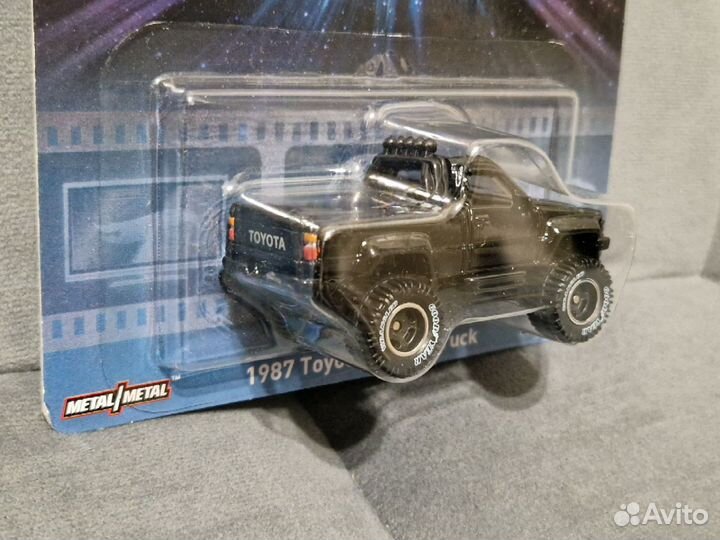 Hot wheels premium Toyota Pick Up Truck 1987