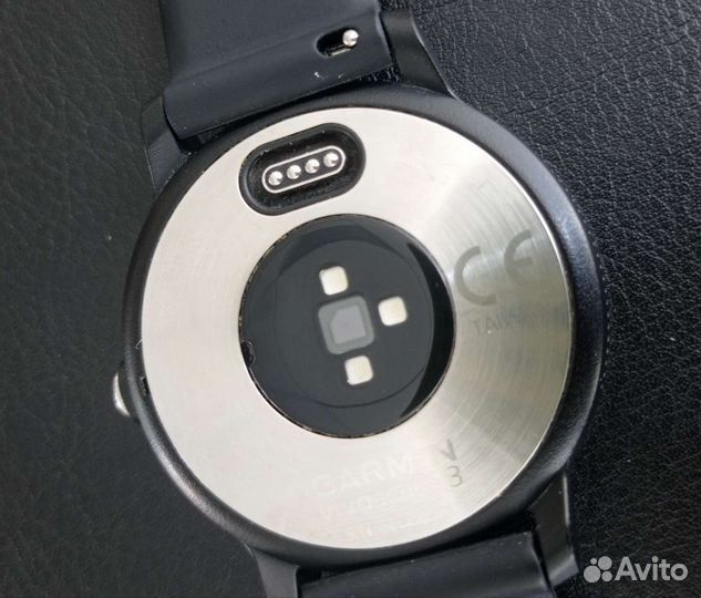 Спортивные часы garmin vivoactive 3