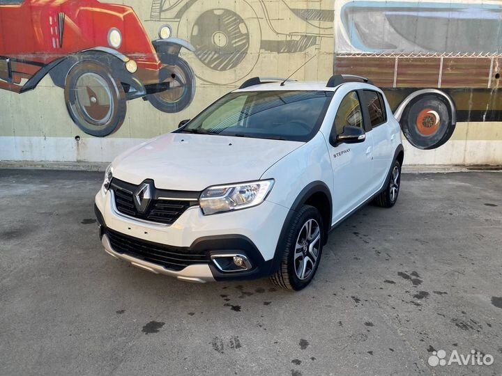 Renault Sandero Stepway 1.6 MT, 2022