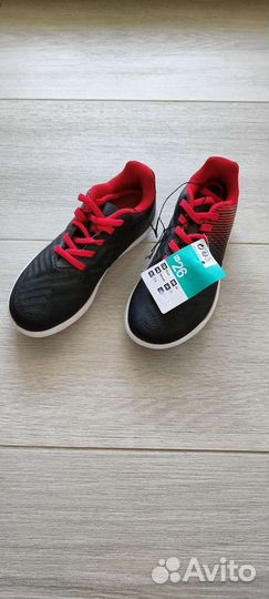 Детские футбольные бутсы