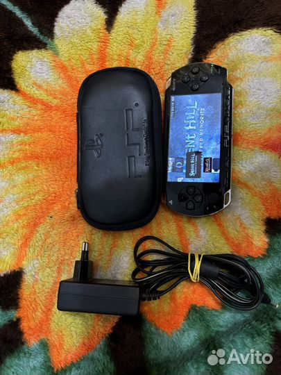 Sony psp 1004 прошитая 70 игр
