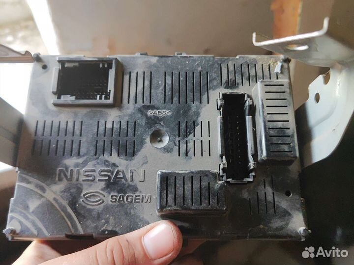 284b2ax000 блок Nissan March k12