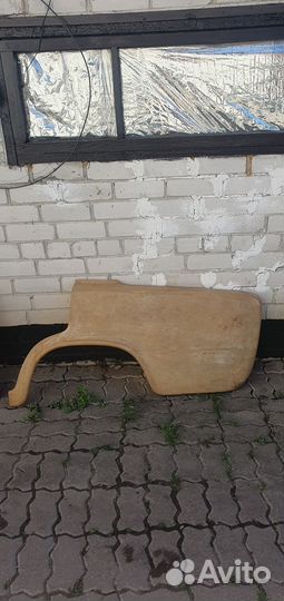 Пластиковые крылья Ваз 2101