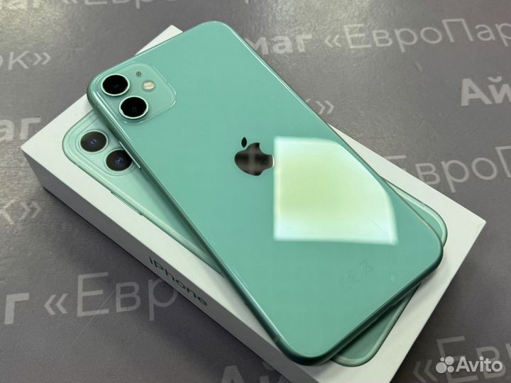 iPhone 11, 64 ГБ