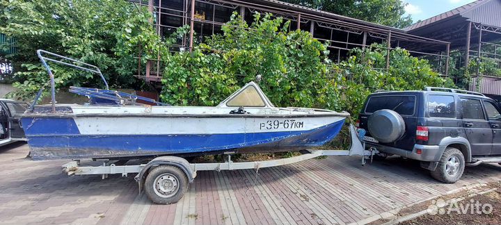 Катер Восток