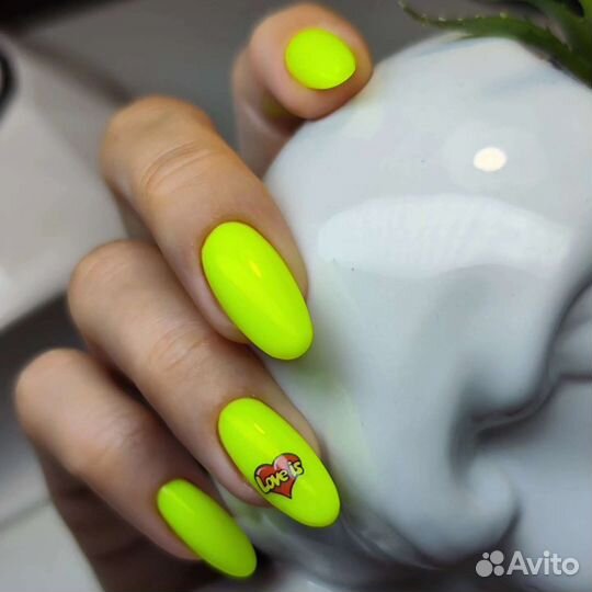 Маникюр на дому