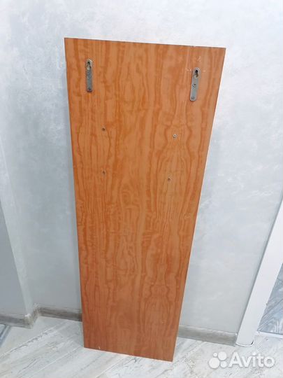 Вешалка настенная