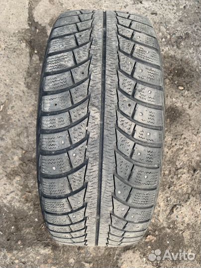 Gislaved Nord Frost 5 215/55 R16