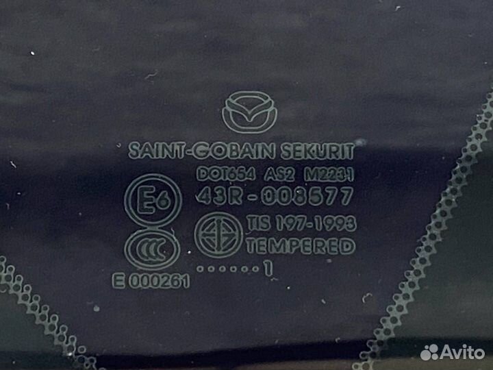 Стекло кузовное заднее правое Mazda 3 BL 2011