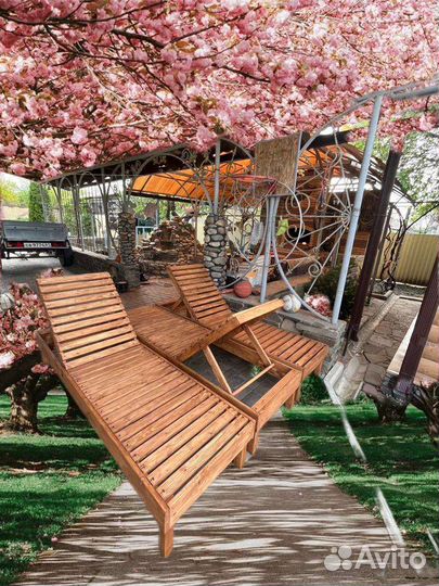 Шезлонг деревянный