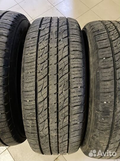 Kumho Crugen Premium KL33 235/65 R17 104H