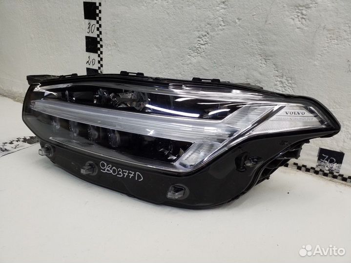 Фара левая Volvo XC90 2 Full LED