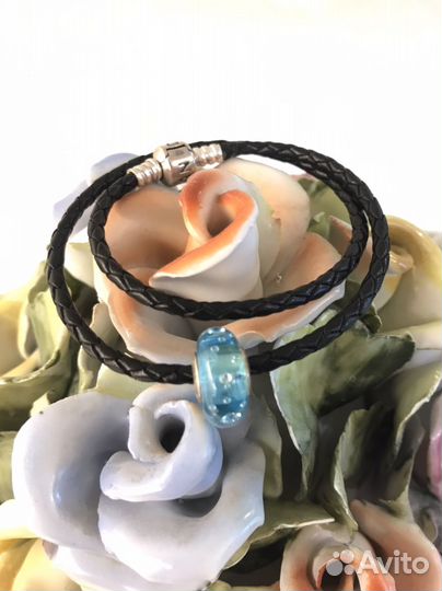 Браслет и муранское стекло Pandora