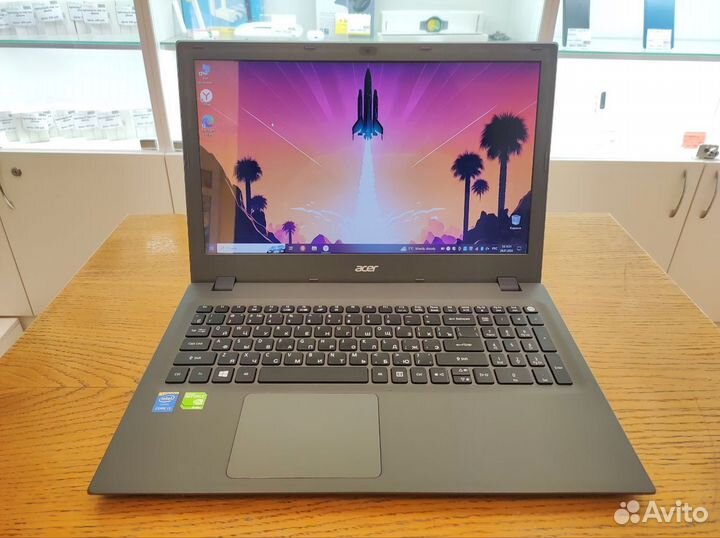 Ноутбук Acer E5-573G-31V3