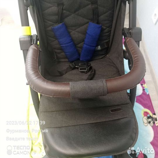 Прогулочная коляска