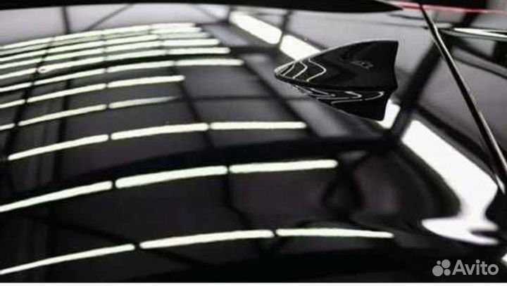 Черная глянцевая полиуретановая пленка для авто