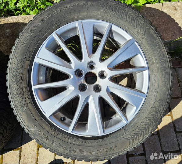 Литые диски с резиной R19 для Тойоты Хайлендер