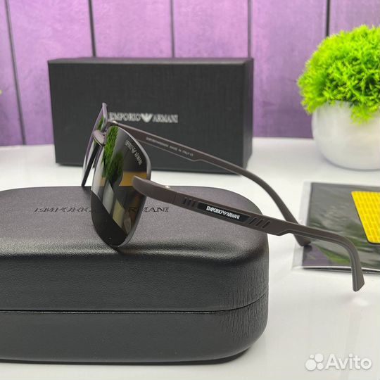 Солнцезащитные очки armani
