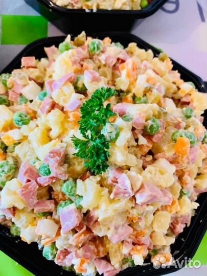 Домашние салаты, закуски и холодец