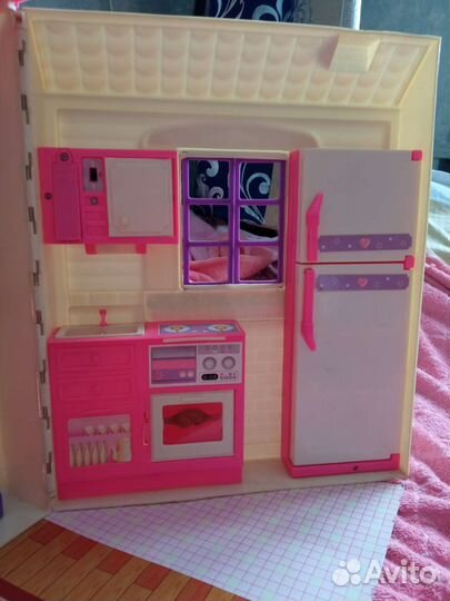 Домик кукольный