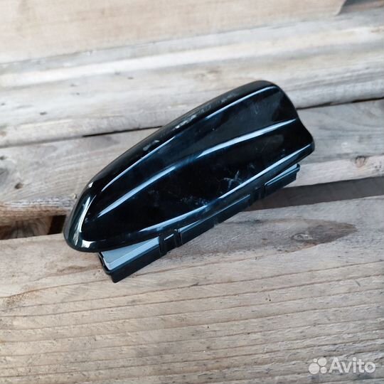 Антенна Вольво XC40