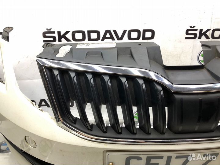 Бампер передний Skoda Octavia A7 (5E) 1.6 ddya