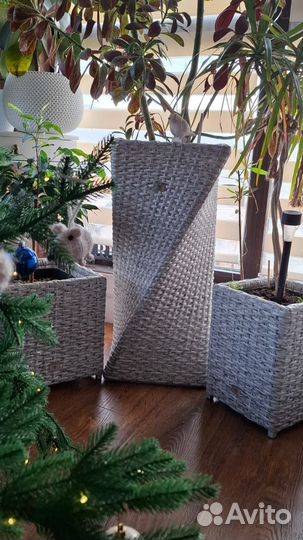 Стойка для цветов напольная