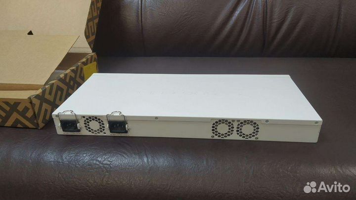 Mikrotik ccr1036-8g-2s+