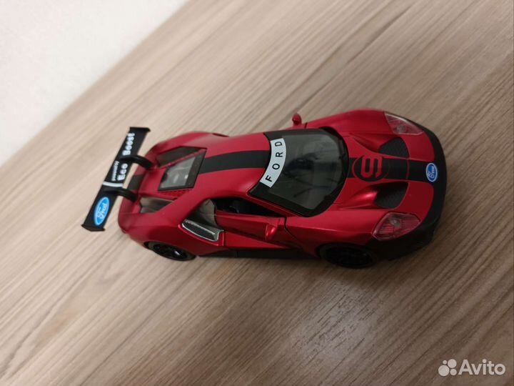 Коллекционная машинка