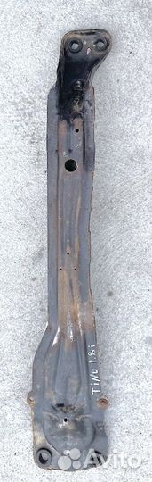 Балка двигателя Ниссан Альмера Тино