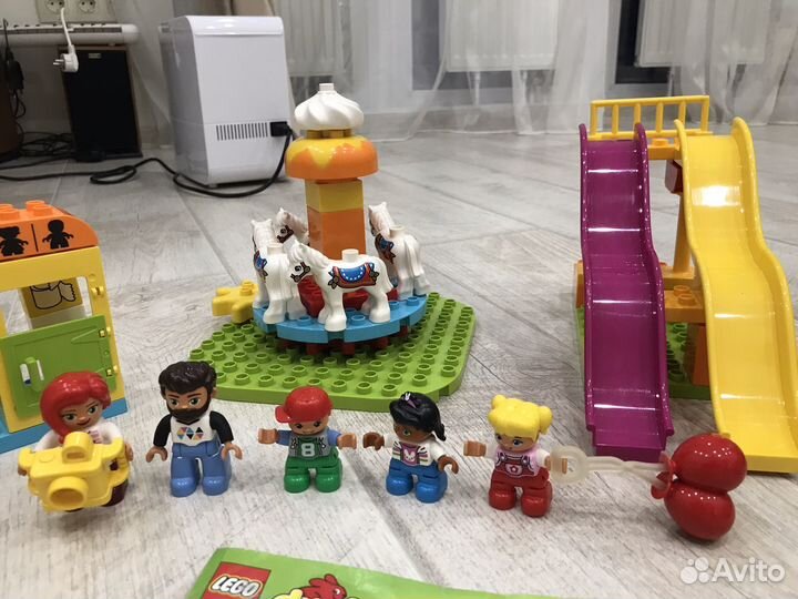 Lego duplo большой парк аттракционов