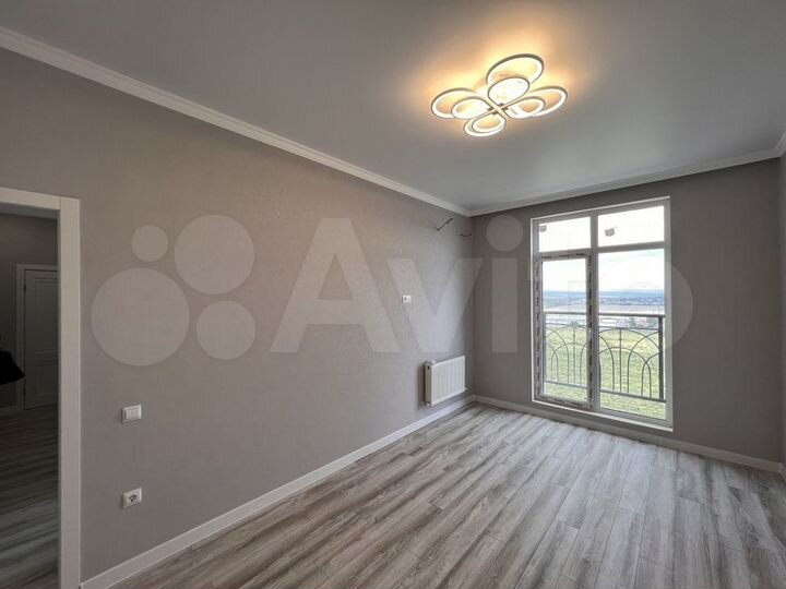 2-к. квартира, 53 м², 13/15 эт.