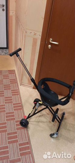 Детская прогулочная коляска